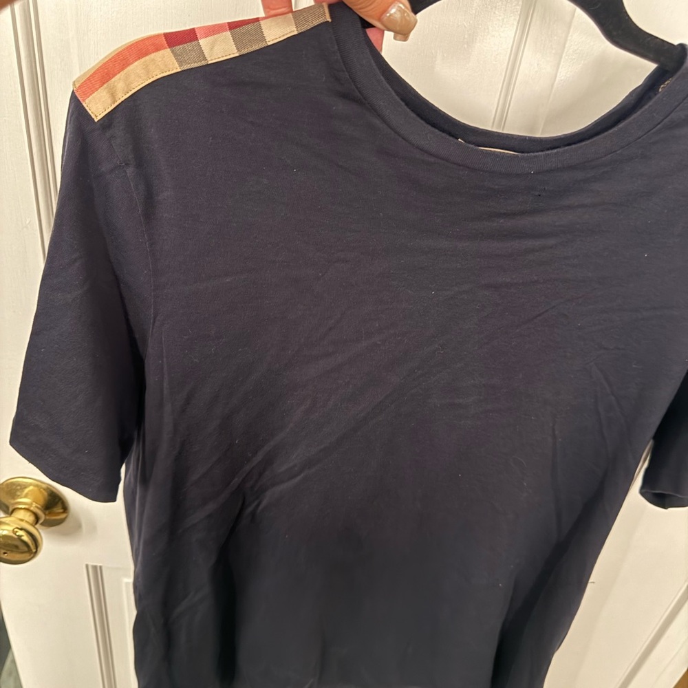 Burberry tee